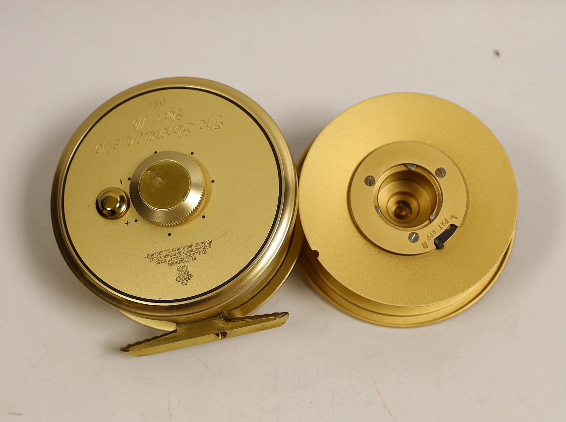 A House of Hardy Sovereign centre pin fly reel Serial Number 084 with spare spool reel in sheepskin lined soft case (2)